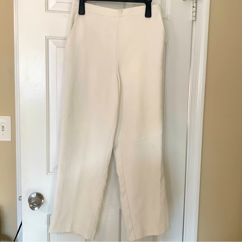 Alfred Dunner Vintage White Ribbed Corduroy Pants